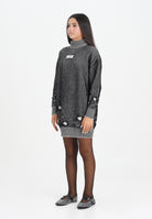 MAISON MARGIELA Abito corto nero per donna e bambina con sottili righe e patch logo M60847MM06K M6C39 MAISON MARGIELA 