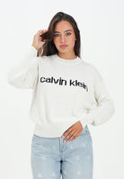 CALVIN KLEIN JEANS Maglioncino girocollo bianco da donna con logo LV047C311GYAS  CALVIN KLEIN JEANS 