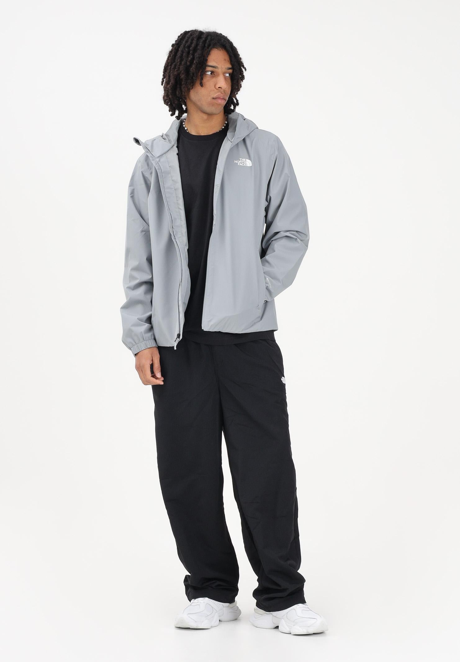 THE NORTH FACE Giacca a vento Quest DryVent™ grigia da uomo NF0A8G0RH5F1 . THE NORTH FACE 