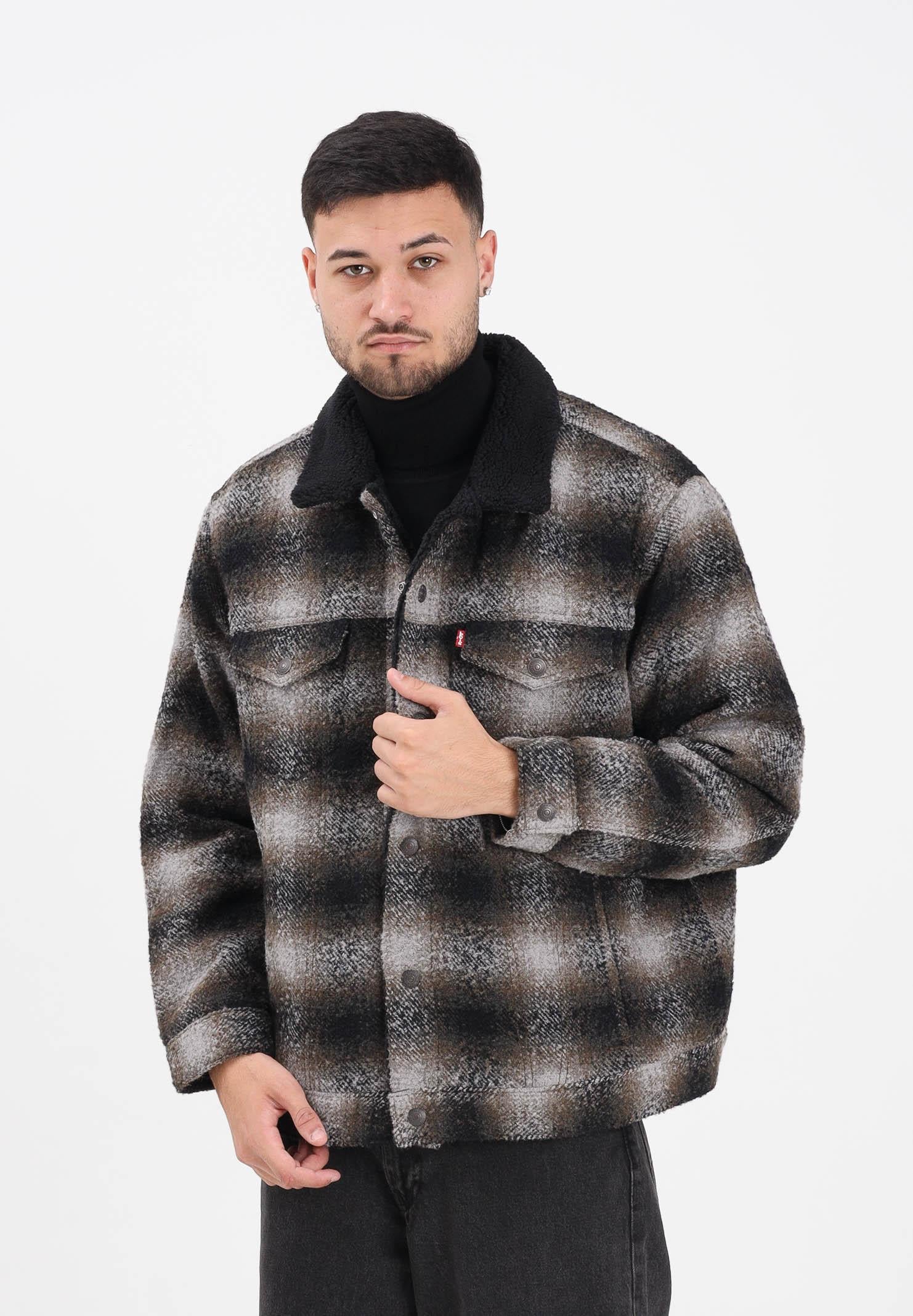 LEVI'S® Montone Sherpa Trucker da uomo con motivo check sfumato nei toni del nero, grigio e marrone A6030-0012  LEVI'S® 