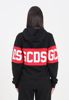 GCDS Felpa con cappuccio nera per donna, ragazze e bambini rifinita da stampa logo B2JU1926BA2 99 GCDS 