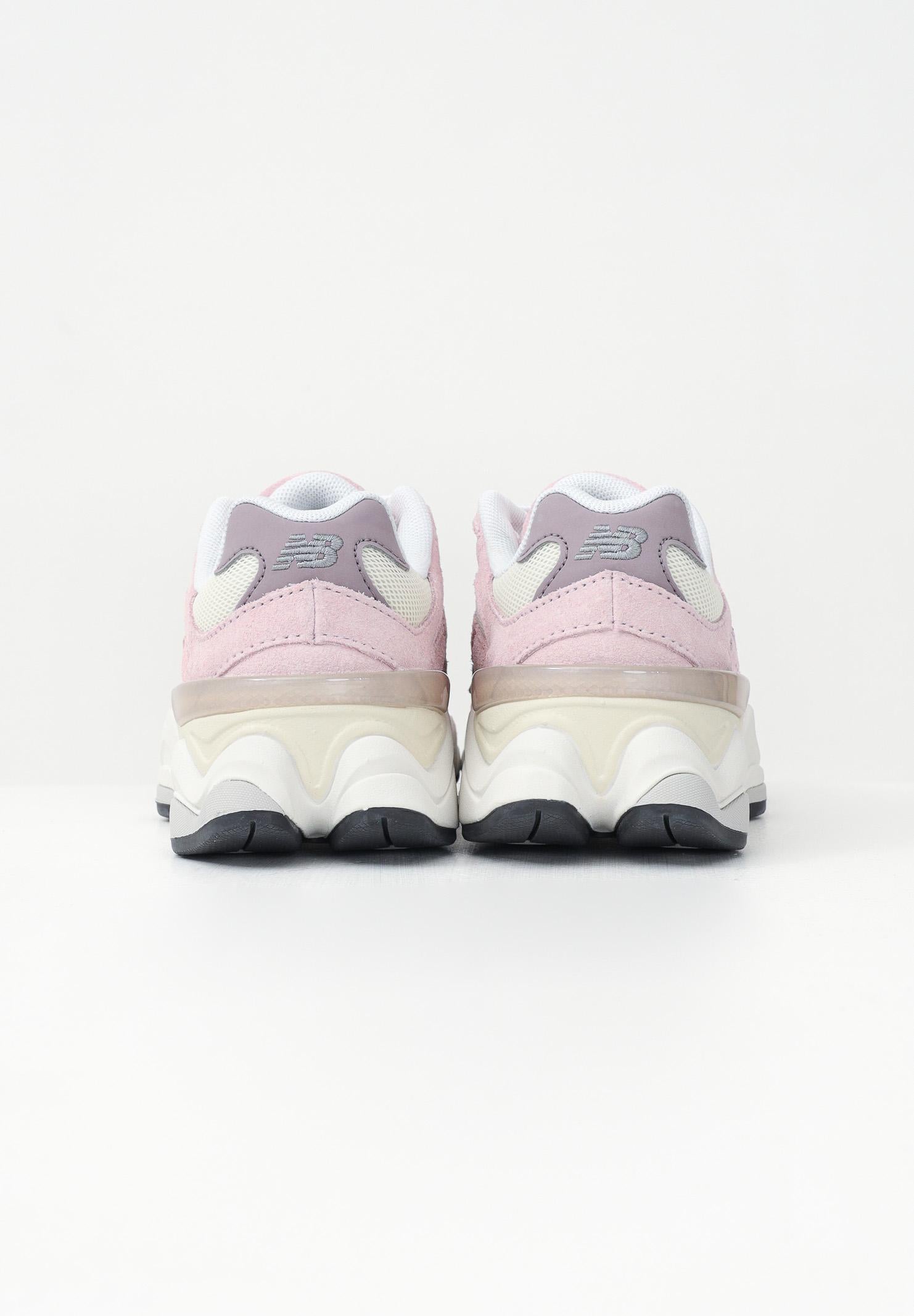 NEW BALANCE Sneakers 9060 Lace rosa da bambina PC9060BE . NEW BALANCE 