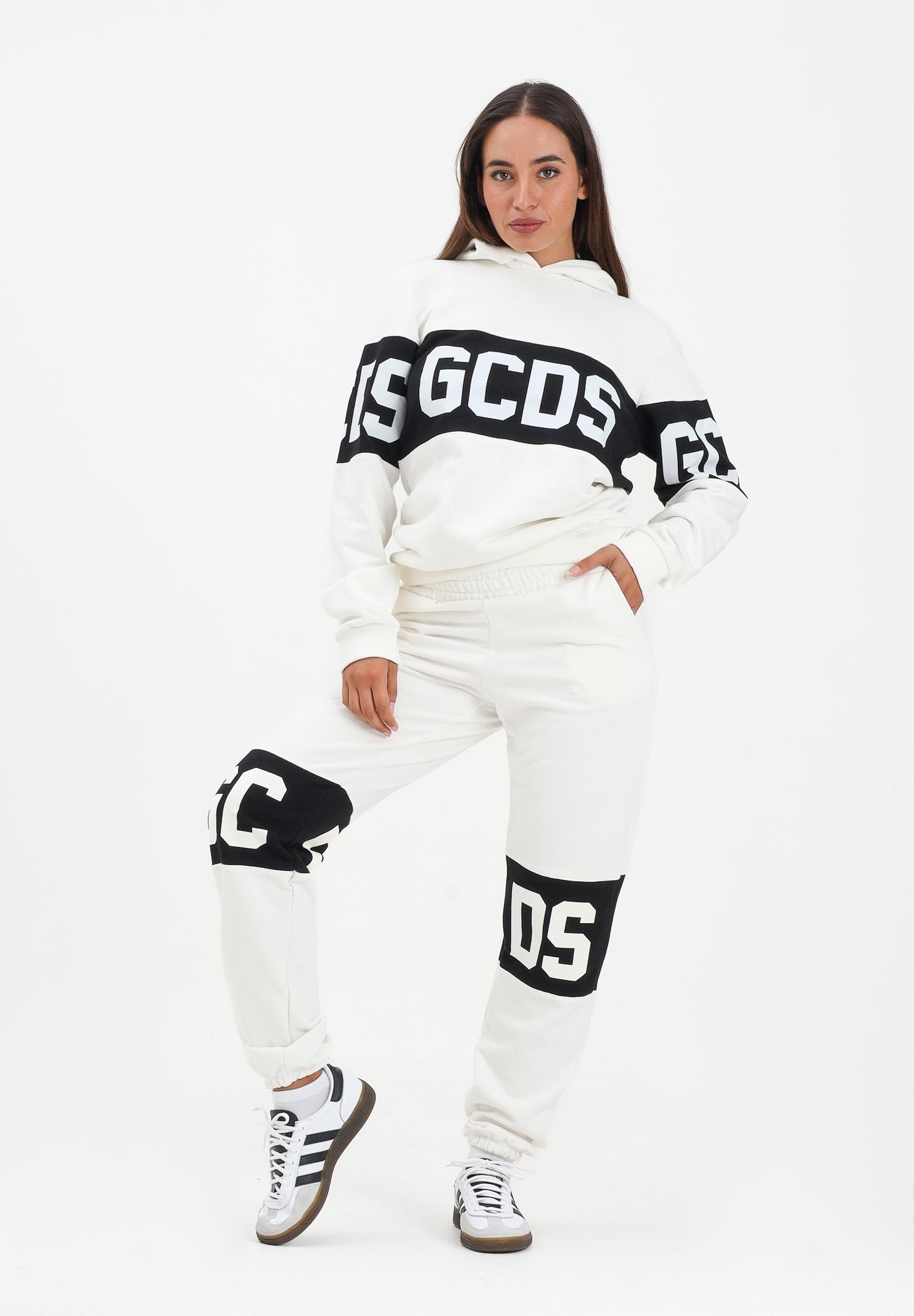 GCDS Pantalone sportivo bianco per donna, ragazzi e bambini con fascia a contrasto e logo B2JU3017BA2 15 GCDS 