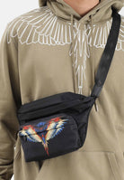 MARCELO BURLON COUNTY OF MILAN Marsupio nero da uomo con stampa COMAF250154  MARCELO BURLON COUNTY OF MILAN 