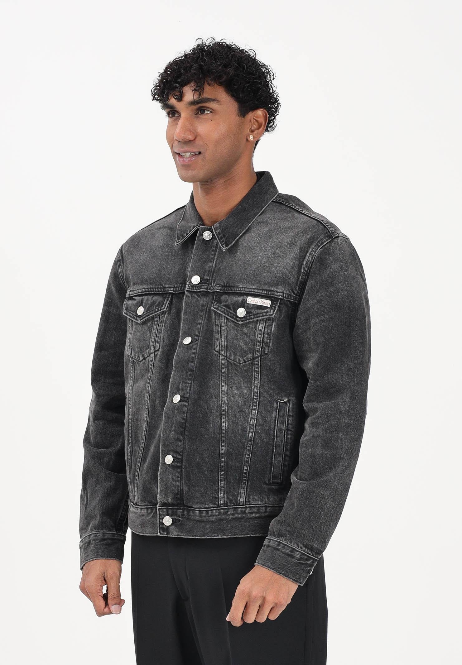 CALVIN KLEIN JEANS Giubbotto Classic in denim nero da uomo LV04RE765G2U4 . CALVIN KLEIN JEANS 
