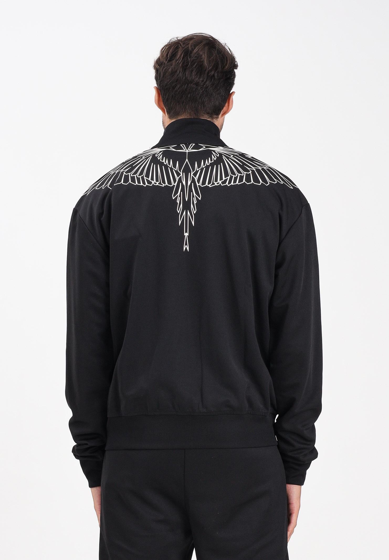 MARCELO BURLON COUNTY OF MILAN Felpa con zip nera da uomo caratterizzata da stampa grafica di ali F5CAMAJK020 110 MARCELO BURLON COUNTY OF MILAN 
