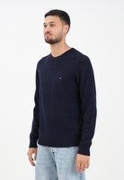 TOMMY HILFIGER Maglioncino girocollo blu da uomo MW0MW36535DW5 . TOMMY HILFIGER 