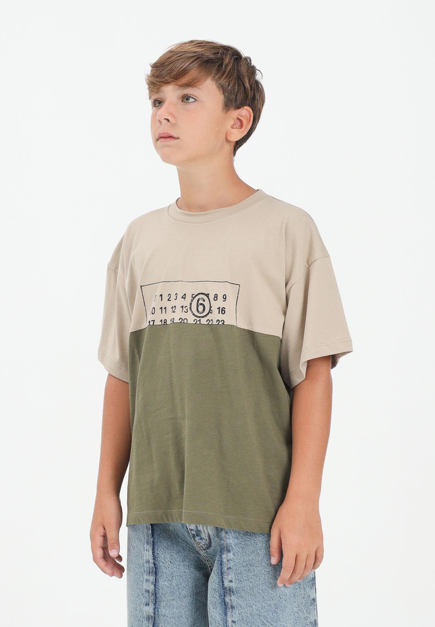MAISON MARGIELA: T-shirt Beige e Verde - Costruzione Re-Cut