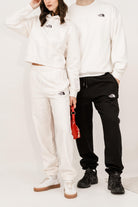 THE NORTH FACE Felpa con cappuccio Essential Crop bianca da donna NF0A89EXQLI1 . THE NORTH FACE 