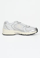 NEW BALANCE Sneakers 530 argento e panna da donna U530ESB  NEW BALANCE 