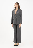 VICOLO Tailleur grigio gessato da donna con dettagli gioiello RF0565 GE VICOLO 