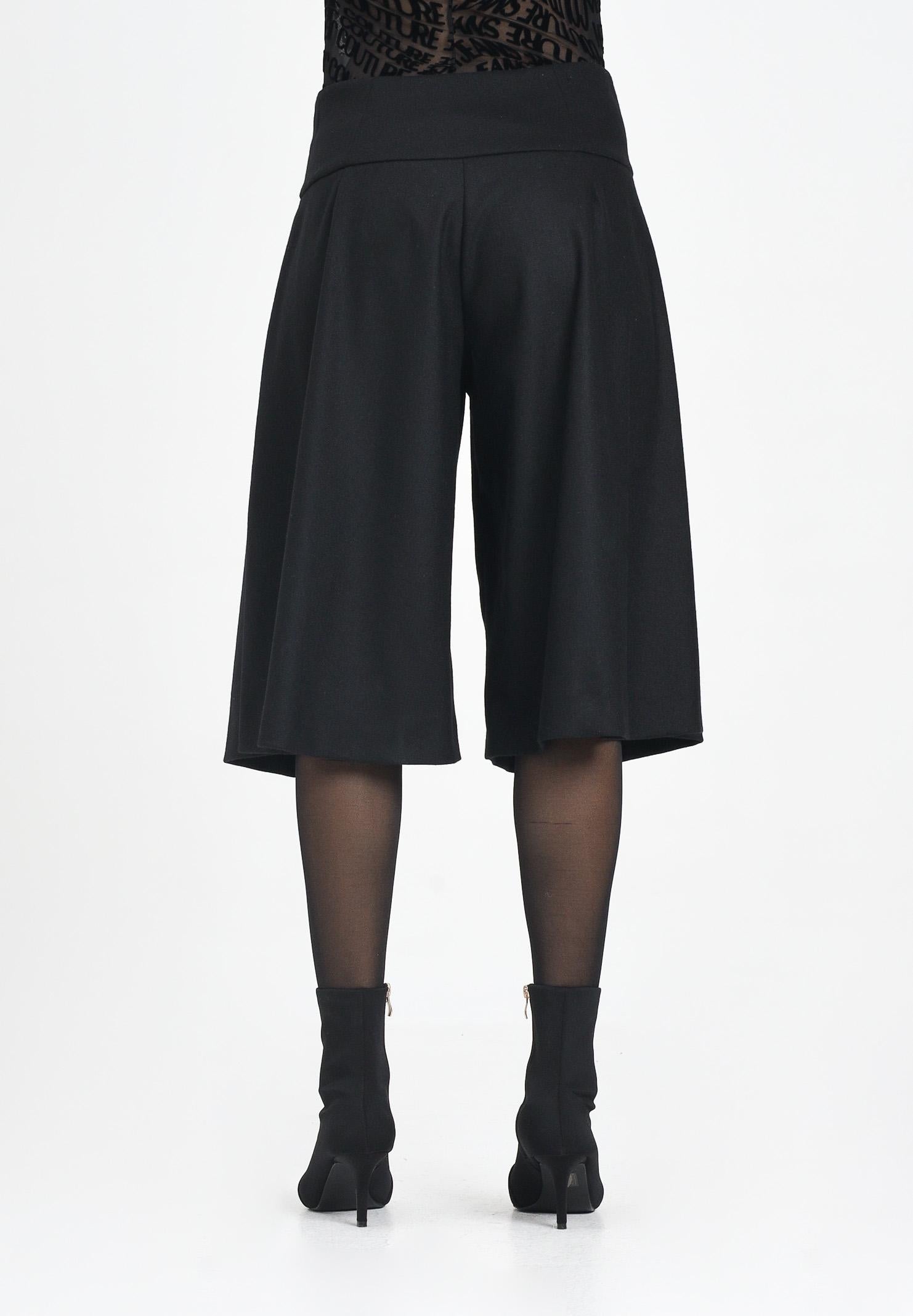 VERSACE JEANS COUTURE Bermuda nero da donna 79HAD102N0542 899 VERSACE JEANS COUTURE 