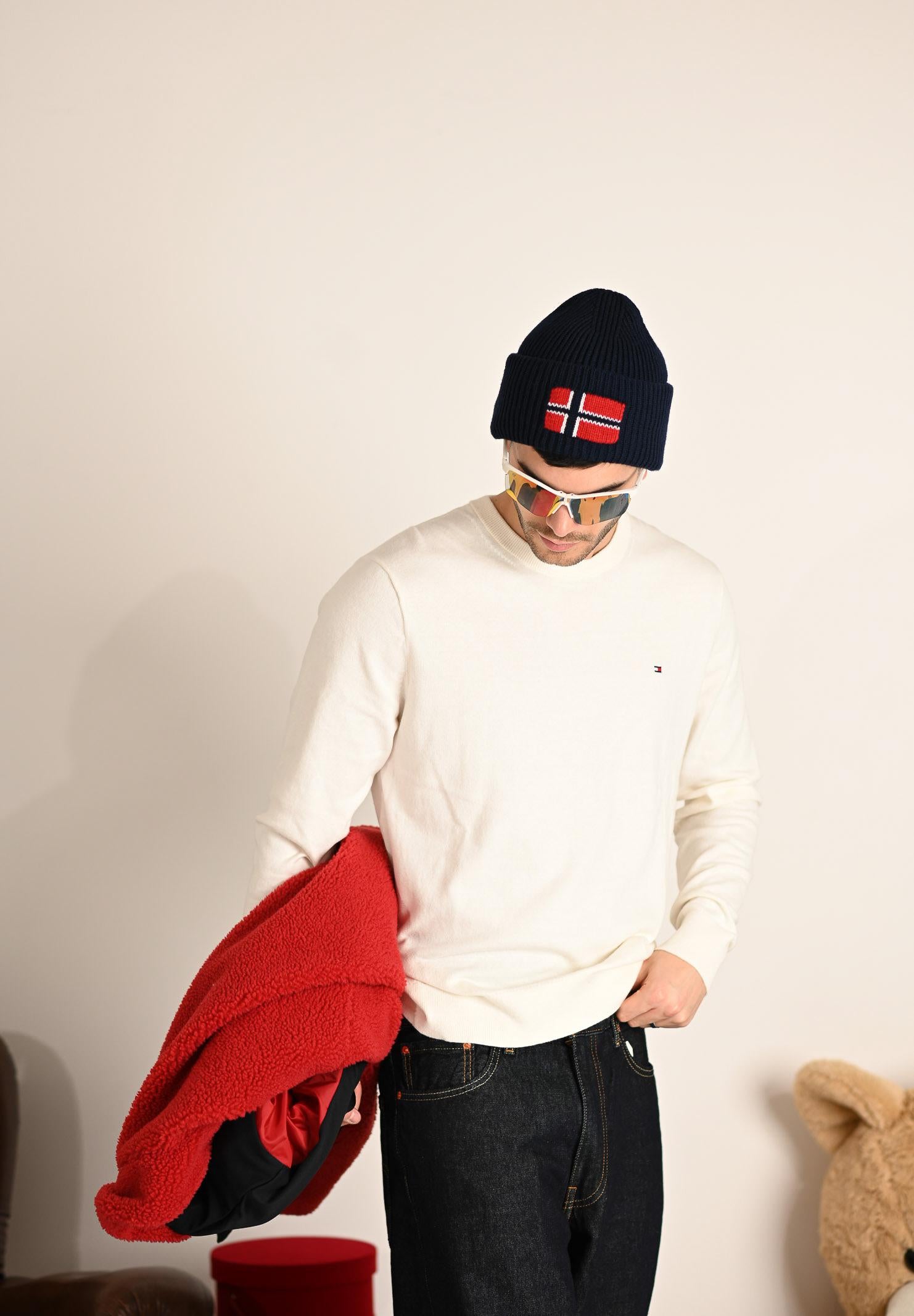 TOMMY HILFIGER Maglioncino girocollo panna da uomo con logo MW0MW28046Z00 . TOMMY HILFIGER 