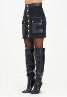 ELISABETTA FRANCHI Gonna corta nera da donna con dettagli logo<BR/> GO12057E2 110 ELISABETTA FRANCHI 