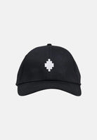 MARCELO BURLON COUNTY OF MILAN Cappello nero per uomo e donna con logo COMAF250182  MARCELO BURLON COUNTY OF MILAN 