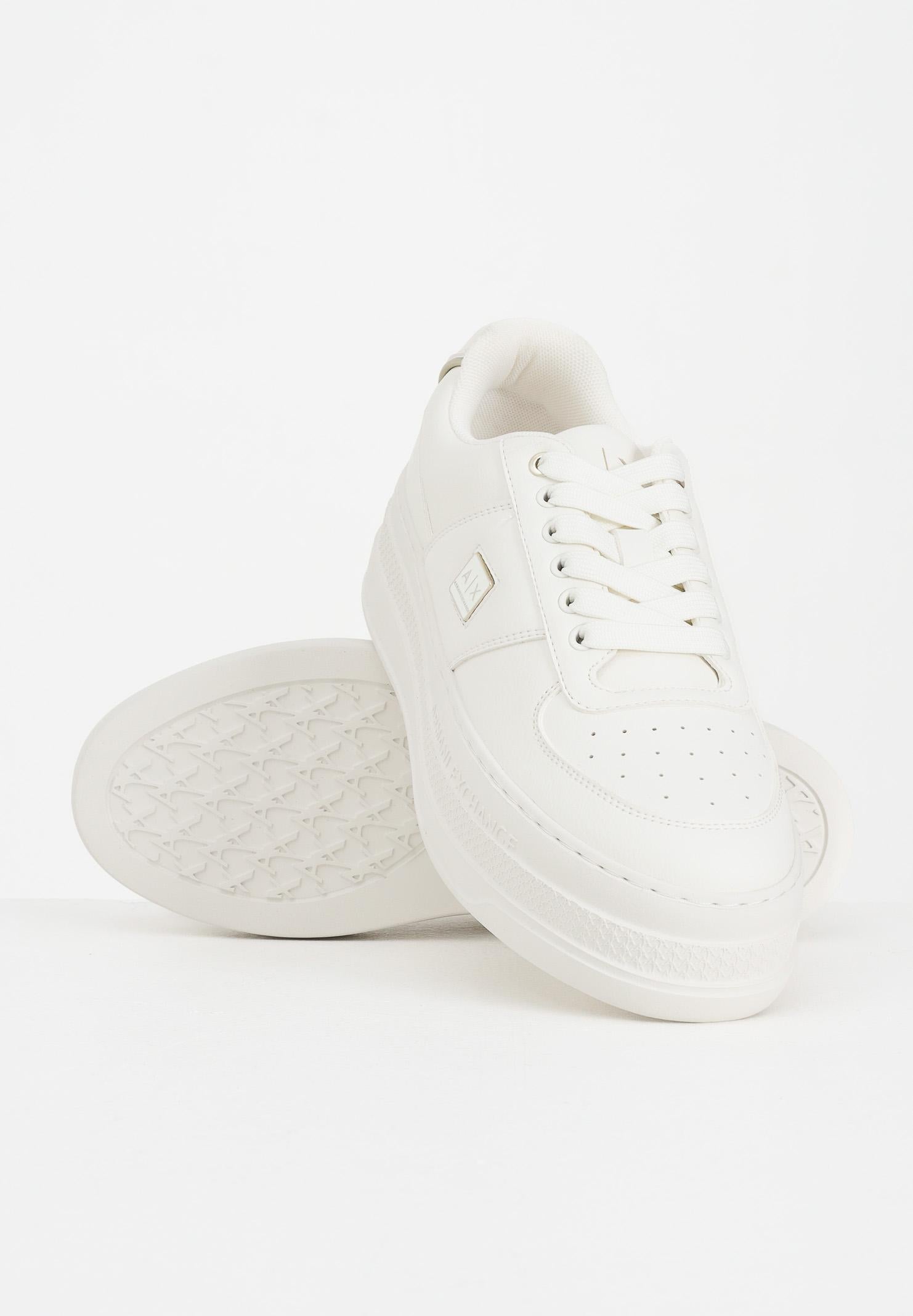 ARMANI EXCHANGE Sneakers panna da donna con logo XW001631AF17351 MZ128 ARMANI EXCHANGE 