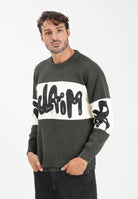 DISCLAIMER Maglioncino girocollo verde mimetico da uomo con logo 25IDS55201 VE DISCLAIMER 