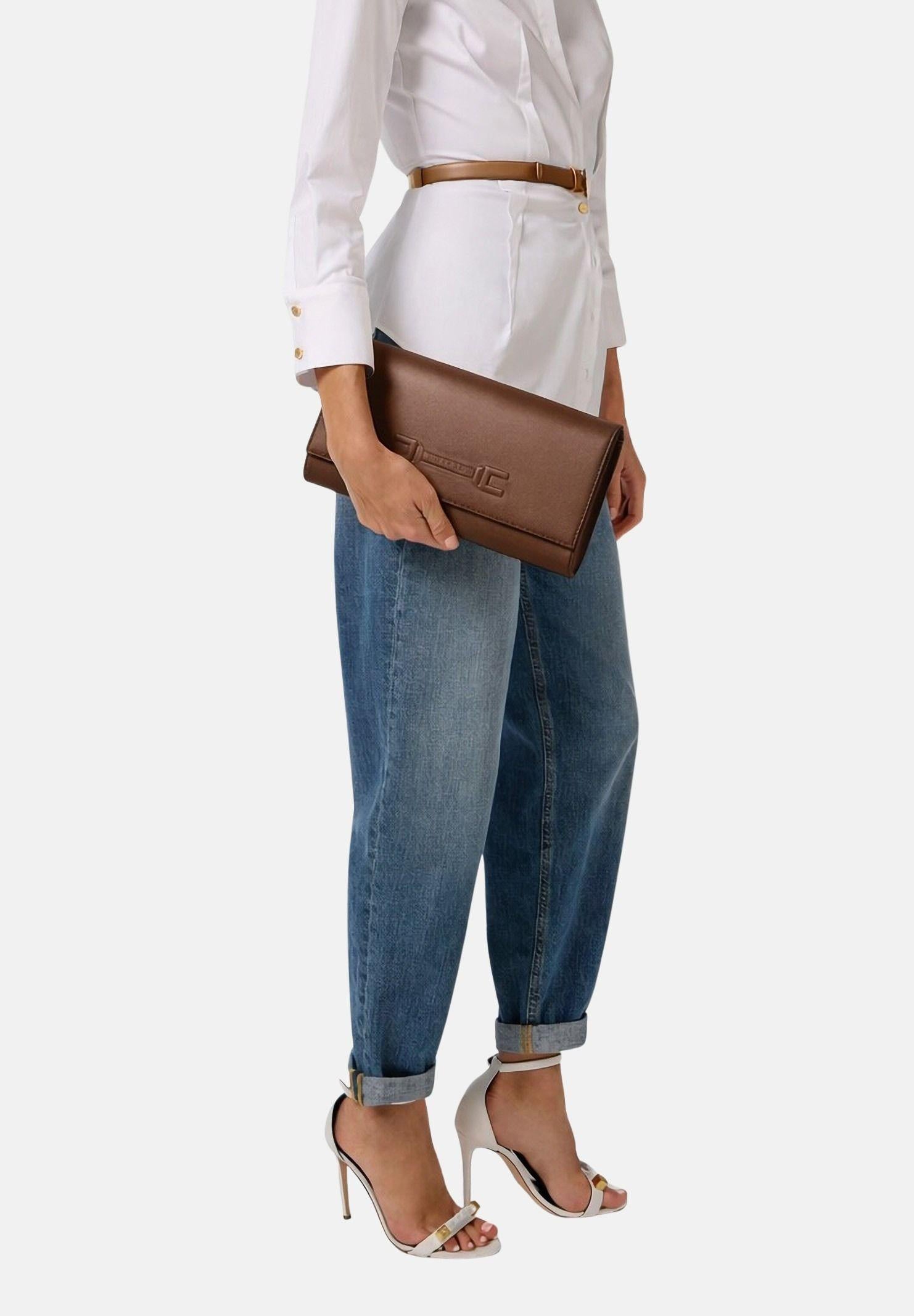 ELISABETTA FRANCHI Pochette cacao da donna realizzata in vera pelle BS99A61E2 644 ELISABETTA FRANCHI 