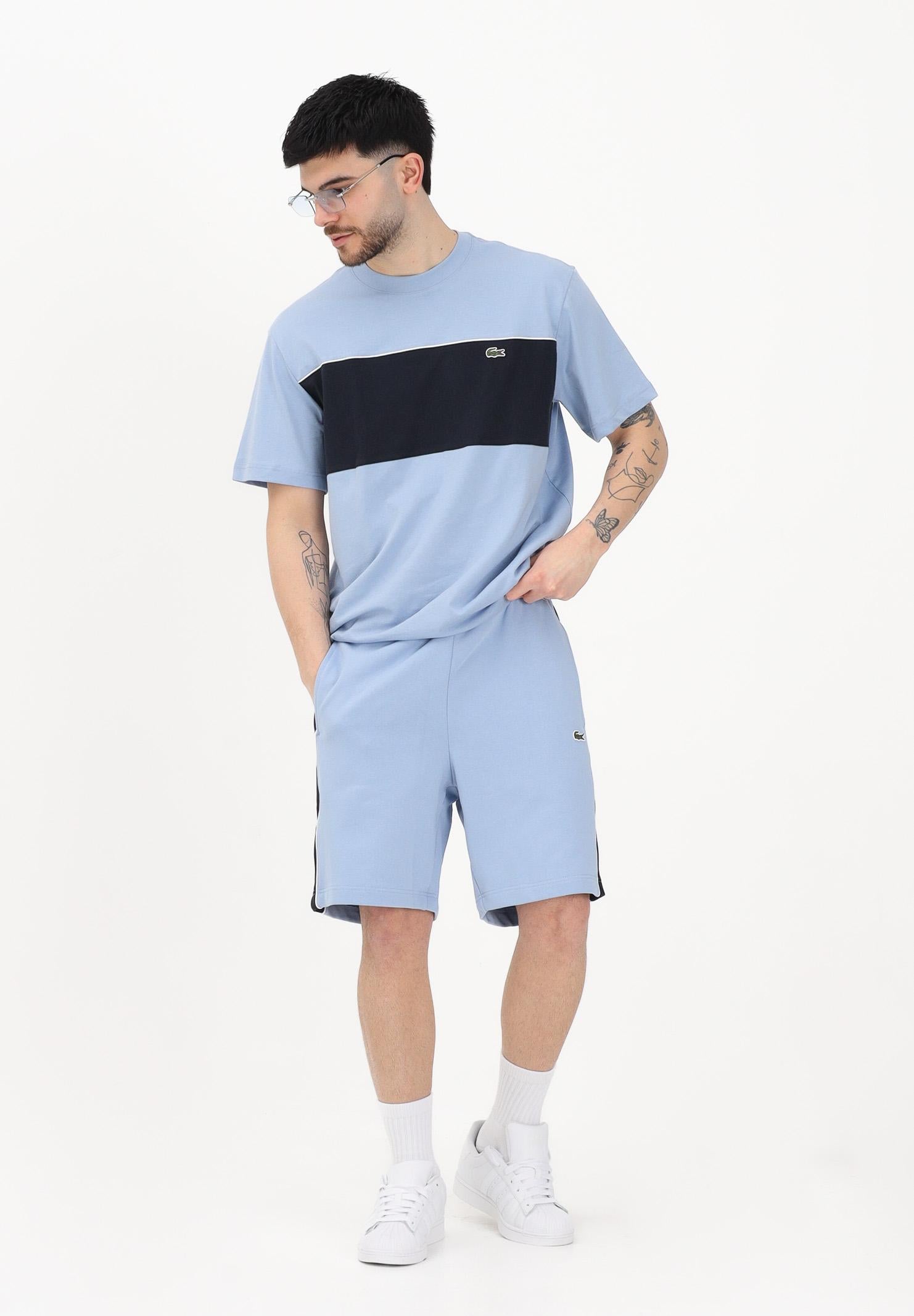 LACOSTE Shorts sportivo celeste da uomo con motivo color block GH0893 3PT LACOSTE 