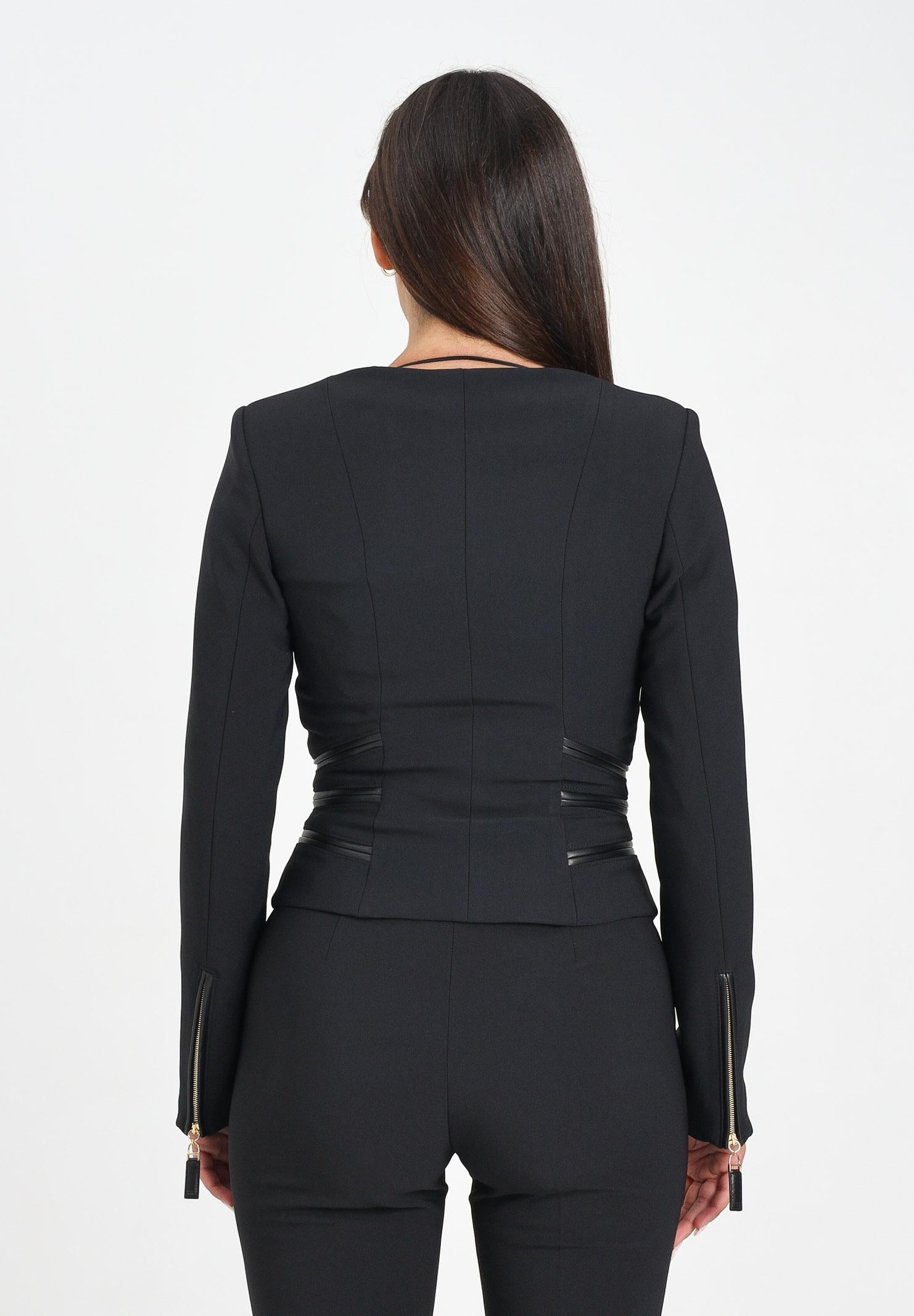 ELISABETTA FRANCHI Giacca nera da donna in doppio crêpe con dettagli zip<BR/> GI17356E2 110 ELISABETTA FRANCHI 