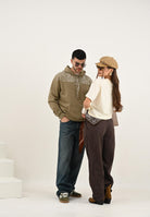 MARCELO BURLON COUNTY OF MILAN Felpa con cappuccio color kaki da uomo con grafica ali F5CAMAHS002 956 MARCELO BURLON COUNTY OF MILAN 