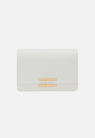 ELISABETTA FRANCHI Pochette burro da donna con logo BS39A61E2 193 ELISABETTA FRANCHI 