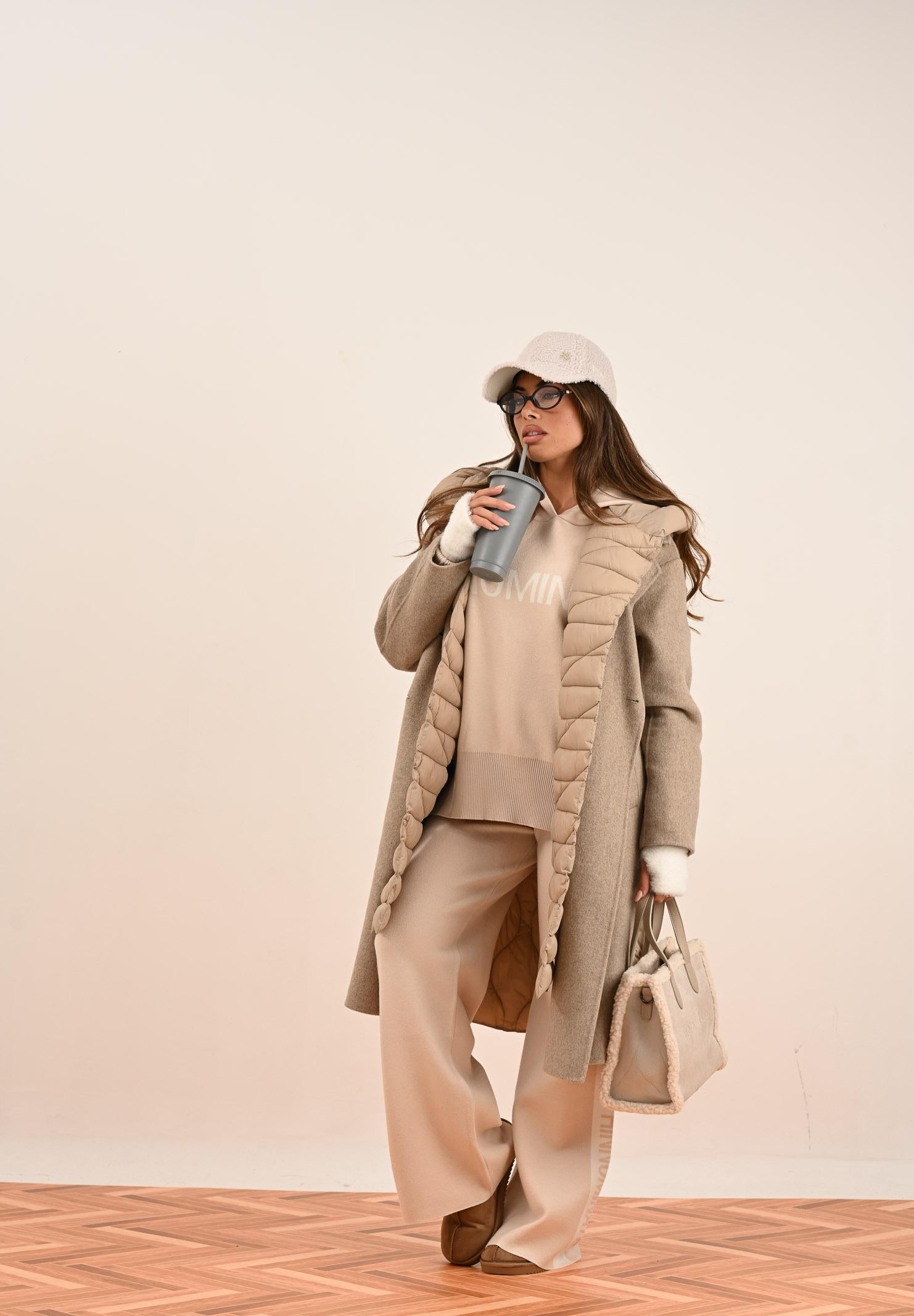 HINNOMINATE Maglia con cappuccio beige da donna con bande e logo HMABW02124 BE11 HINNOMINATE 