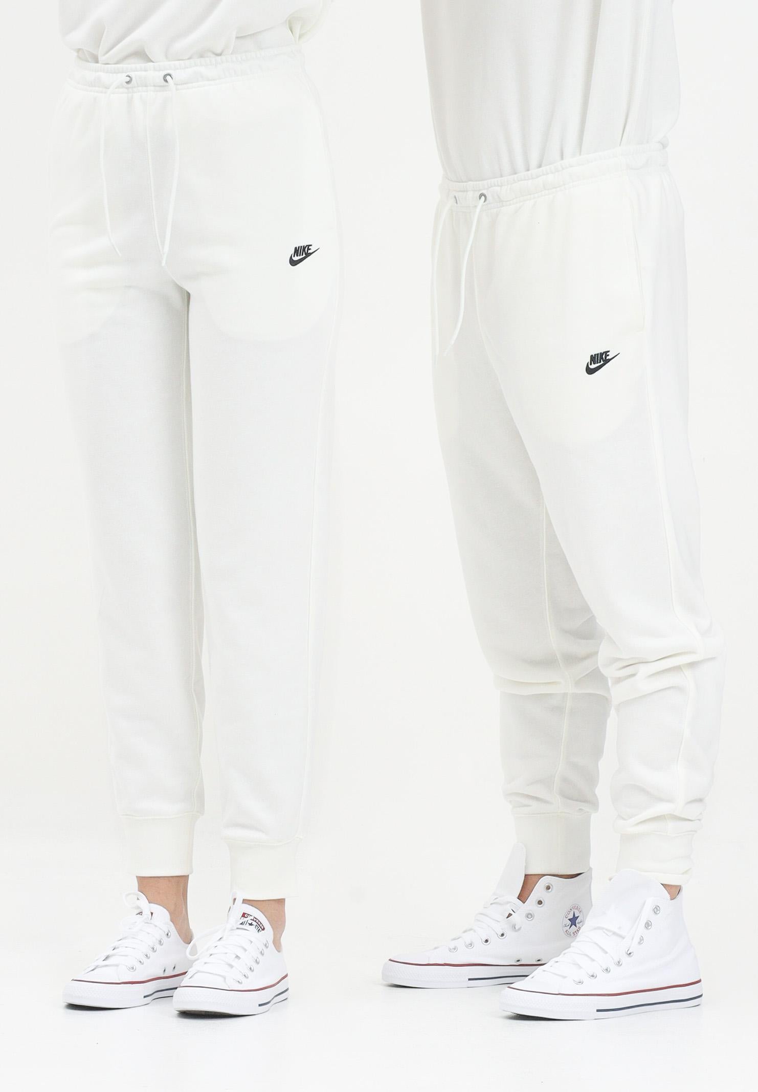 NIKE Pantalone sportivo Nike Club bianco per uomo e donna FN3801 133 NIKE 