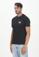 TOMMY JEANS T-shirt a manica corta nera da uomo con maxi logo DM0DM21910BDS . TOMMY JEANS 