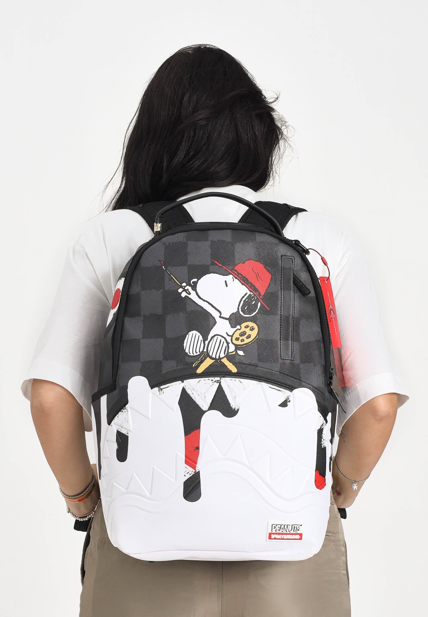 SPRAYGROUND Zaino SNOOPY PAINTING SHARK DLXSV bianco e nero per uomo e donna 910B7686NSZ  SPRAYGROUND 