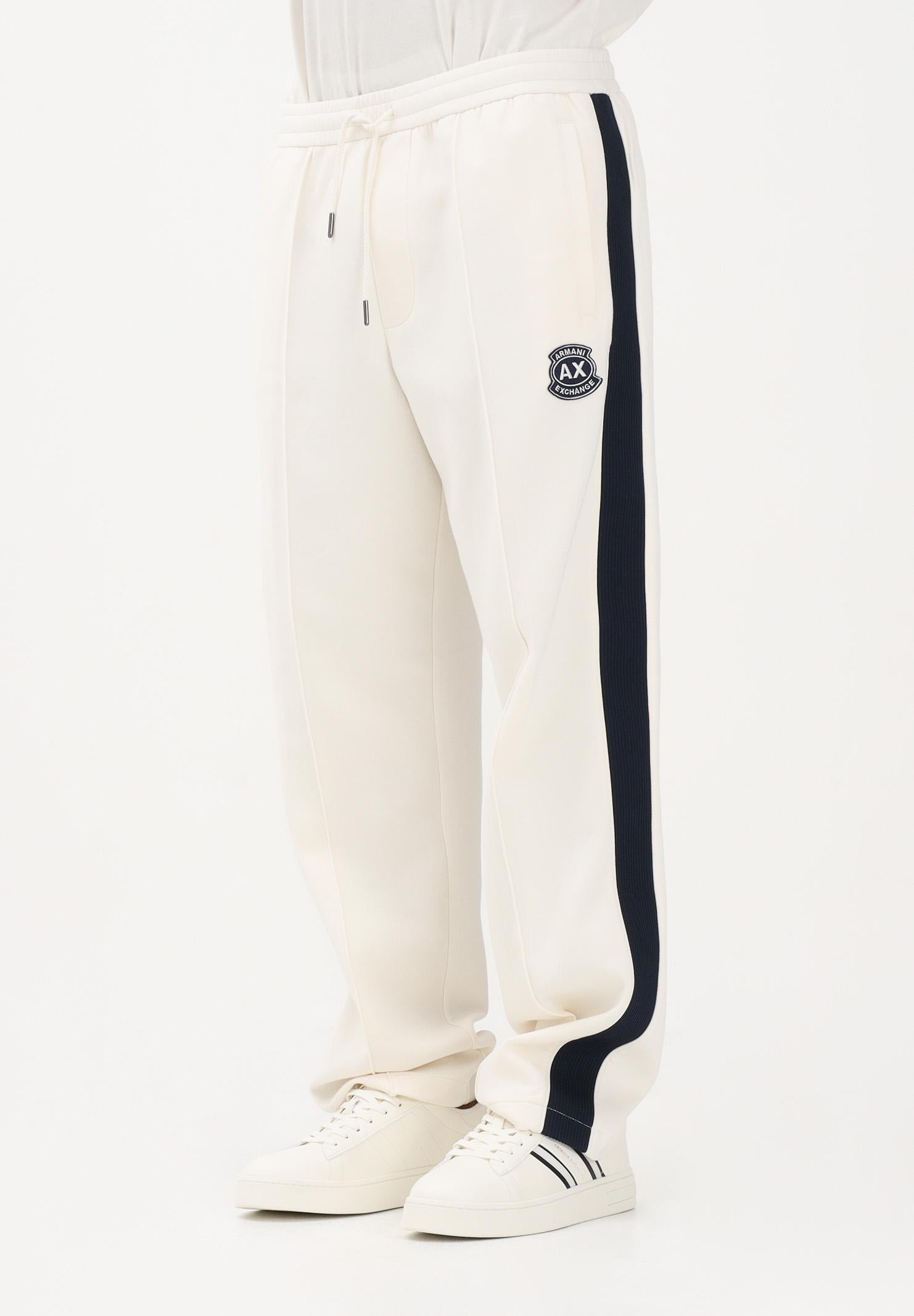 ARMANI EXCHANGE Pantalone sportivo panna da uomo con logo e bande laterali a contrasto XM002368AF13047 U1074 ARMANI EXCHANGE 