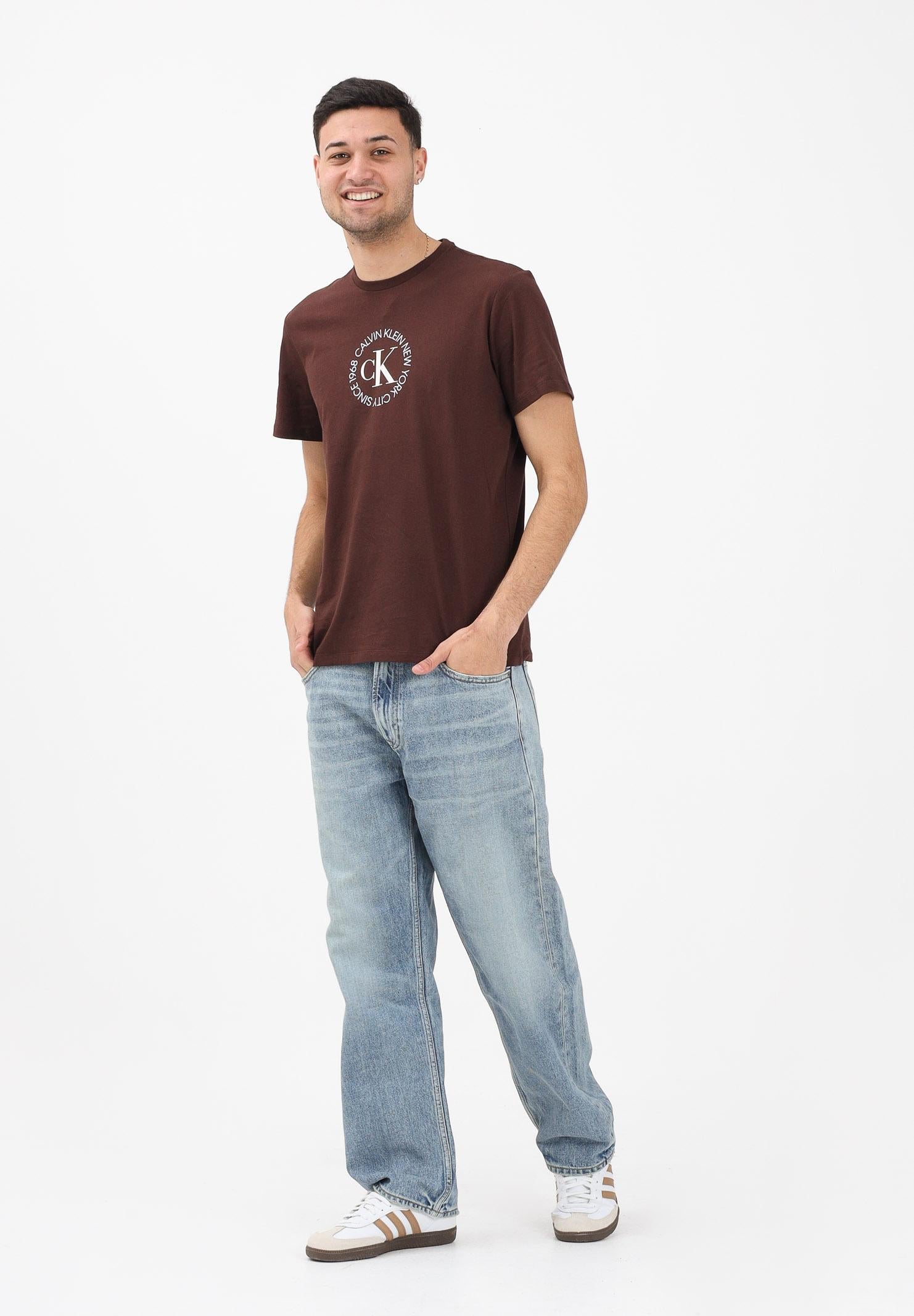 CALVIN KLEIN JEANS Jeans 90's Straight in denim chiaro da uomo LV04RE719G3XK . CALVIN KLEIN JEANS 