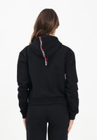 GCDS Felpa con zip nera da donna rifinita da bande logate B2EW1901JD1 99 GCDS 