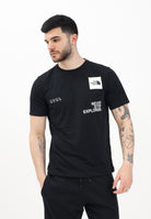 THE NORTH FACE T-shirt a manica corta Foundation Mountain Coordinates nera da uomo NF0A8BQXJK31 . THE NORTH FACE 