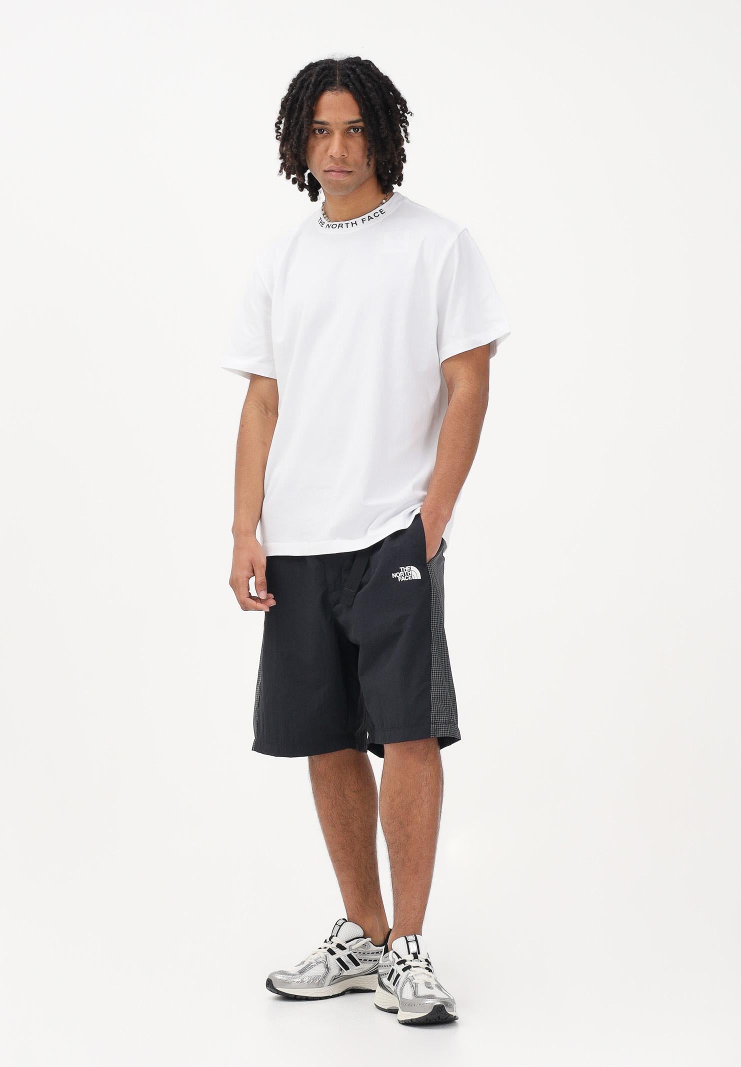 THE NORTH FACE Shorts sportivo NSE nero da uomo NF0A8GE5JK31 . THE NORTH FACE 