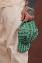 LACOSTE Cappello con visiera verde per uomo e donna caratterizzato da stampa monogram RK0763 HEI LACOSTE 