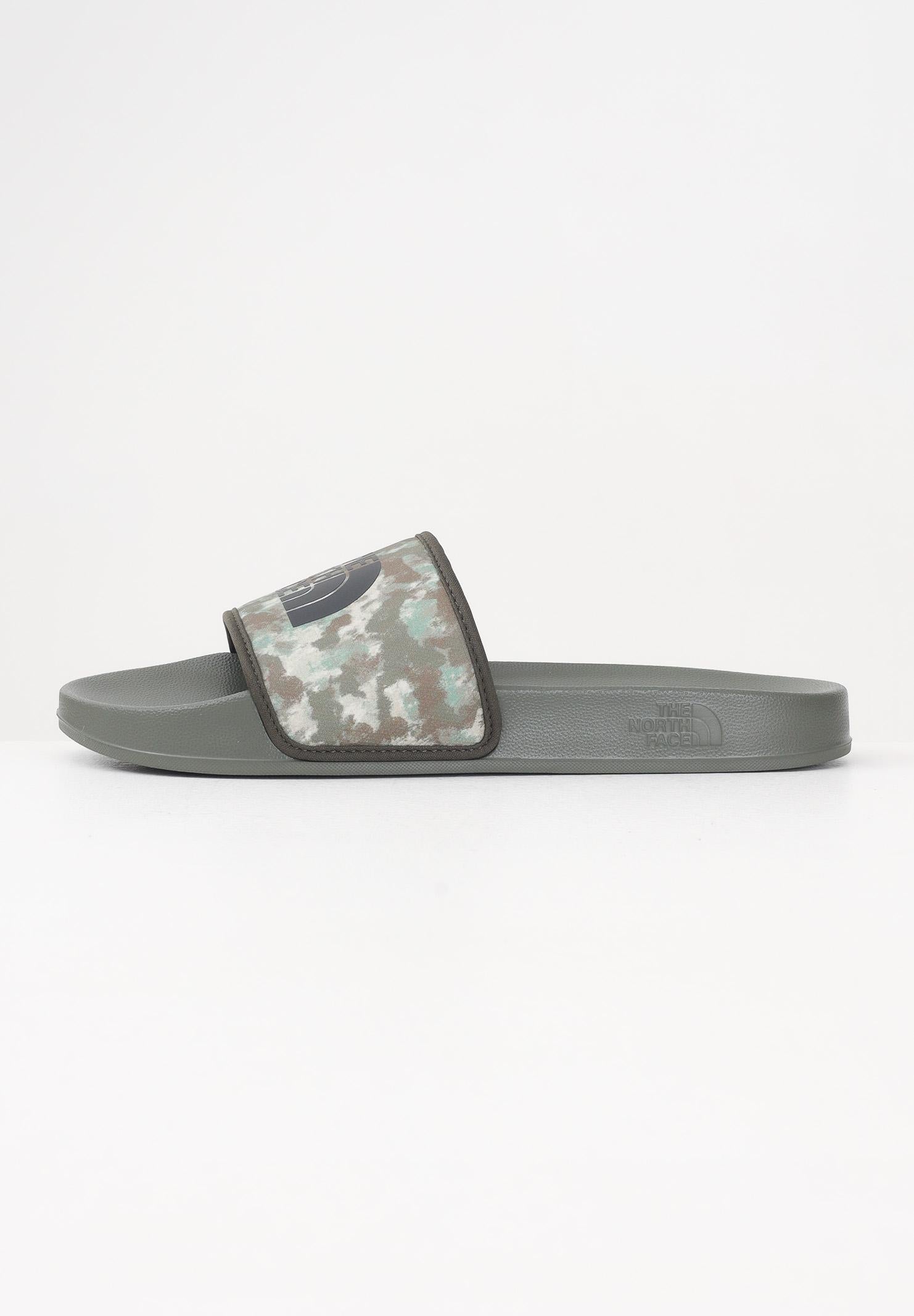 THE NORTH FACE Ciabatte Base Camp Slides III verde mimetico da uomo NF0A4T2RIYL1 . THE NORTH FACE 