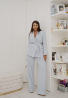 ELISABETTA FRANCHI Tailleur celeste da donna con cintura TP00257E2 EA7 ELISABETTA FRANCHI 