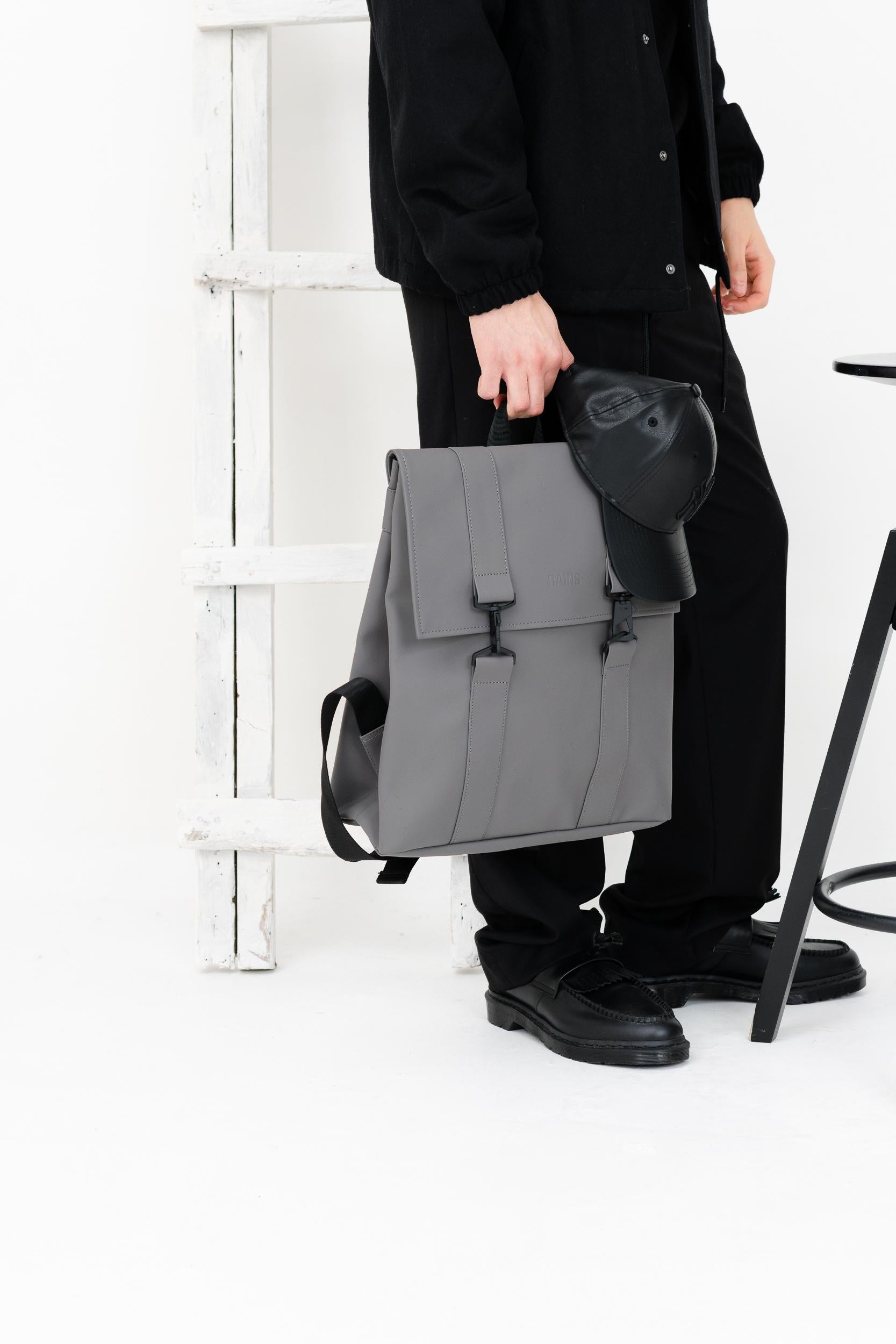 Zaino MSN grigio per uomo e donna RA13300 GRE RAINS 