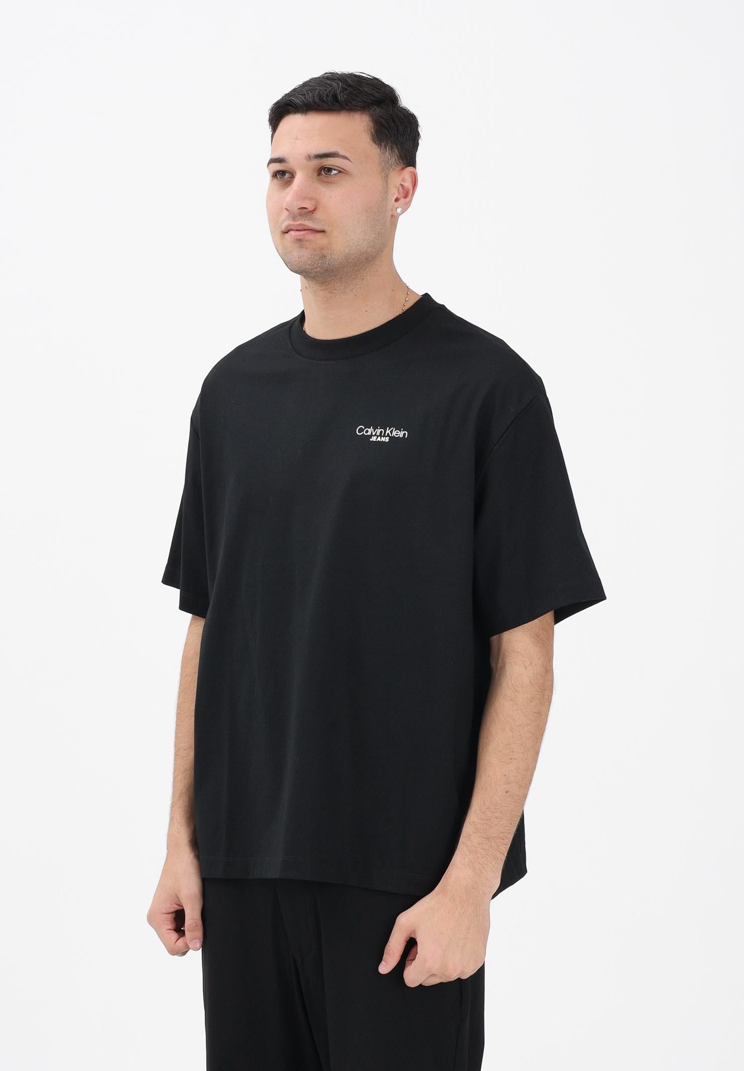 CALVIN KLEIN JEANS T-shirt a manica corta nera da uomo con stampa logo LV04RD825GUB1 . CALVIN KLEIN JEANS 