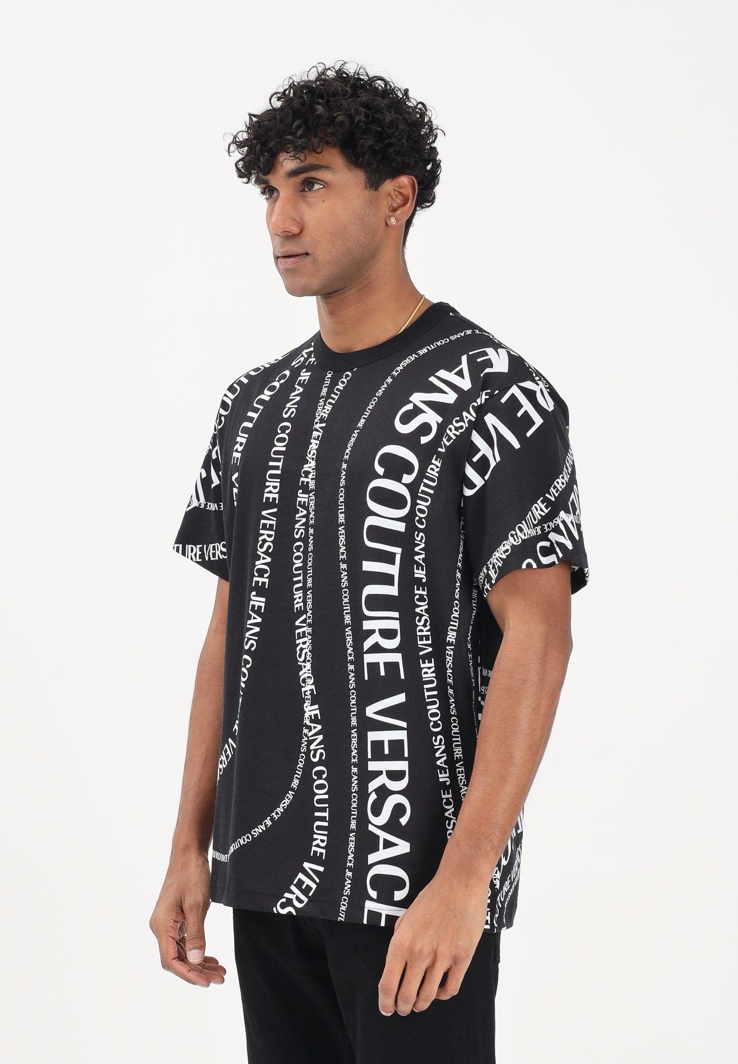 VERSACE JEANS COUTURE T-shirt a manica corta nera da uomo con stampa Logomania 80GAH6R0JS555 L01 VERSACE JEANS COUTURE 