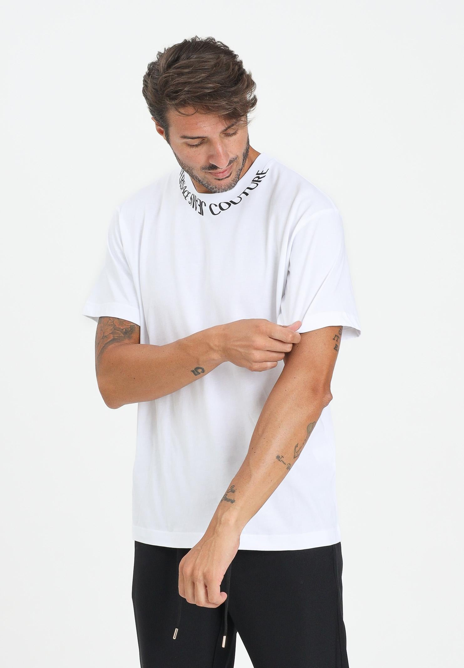 VERSACE JEANS COUTURE T-shirt a manica corta bianco da uomo con girocollo logato 79GAHP03CJ01P 003 VERSACE JEANS COUTURE 