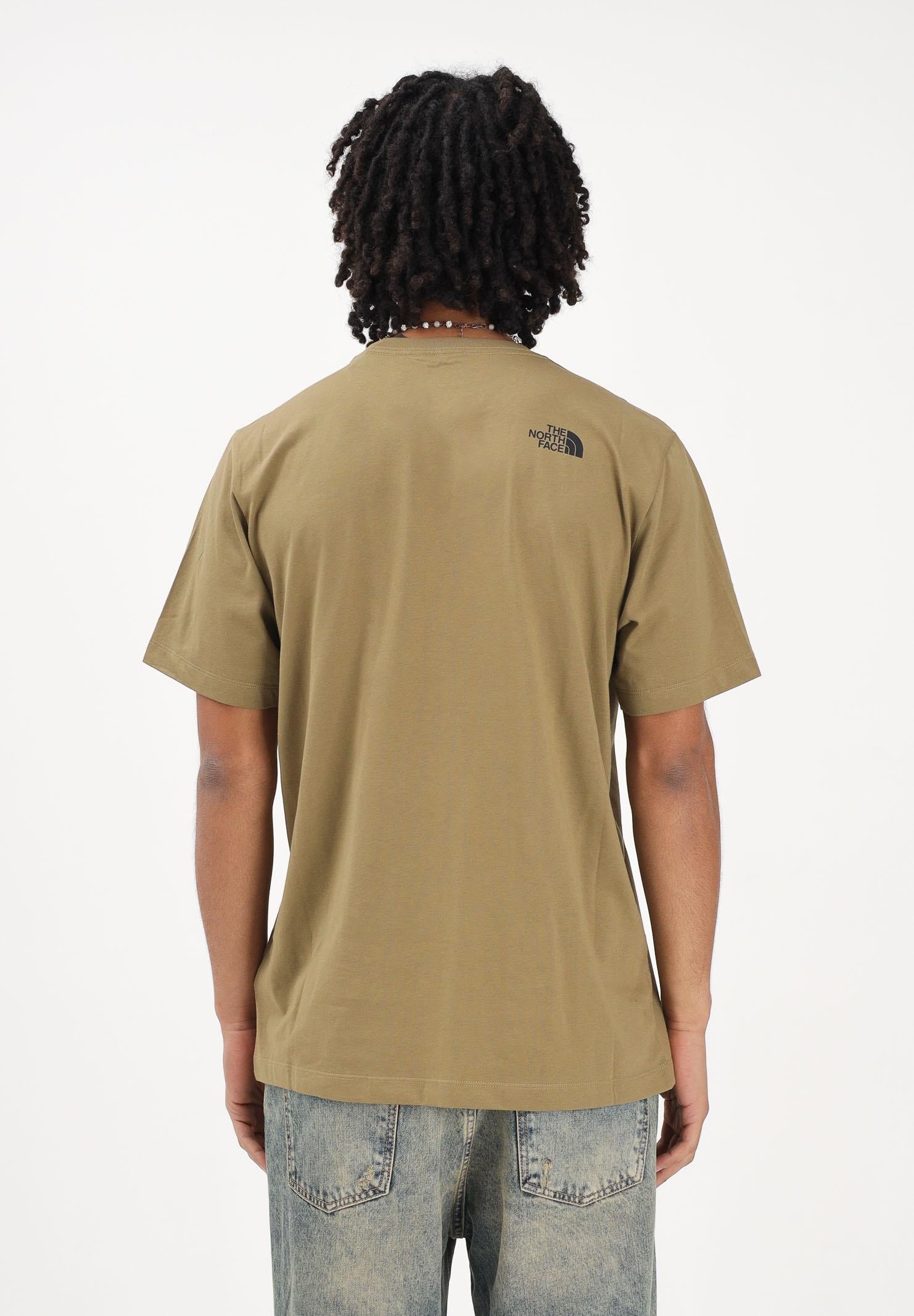 THE NORTH FACE T-shirt a manica corta Evolution Box Half Dome Regular kiwi da uomo NF0A8G9C2EL1 . THE NORTH FACE 