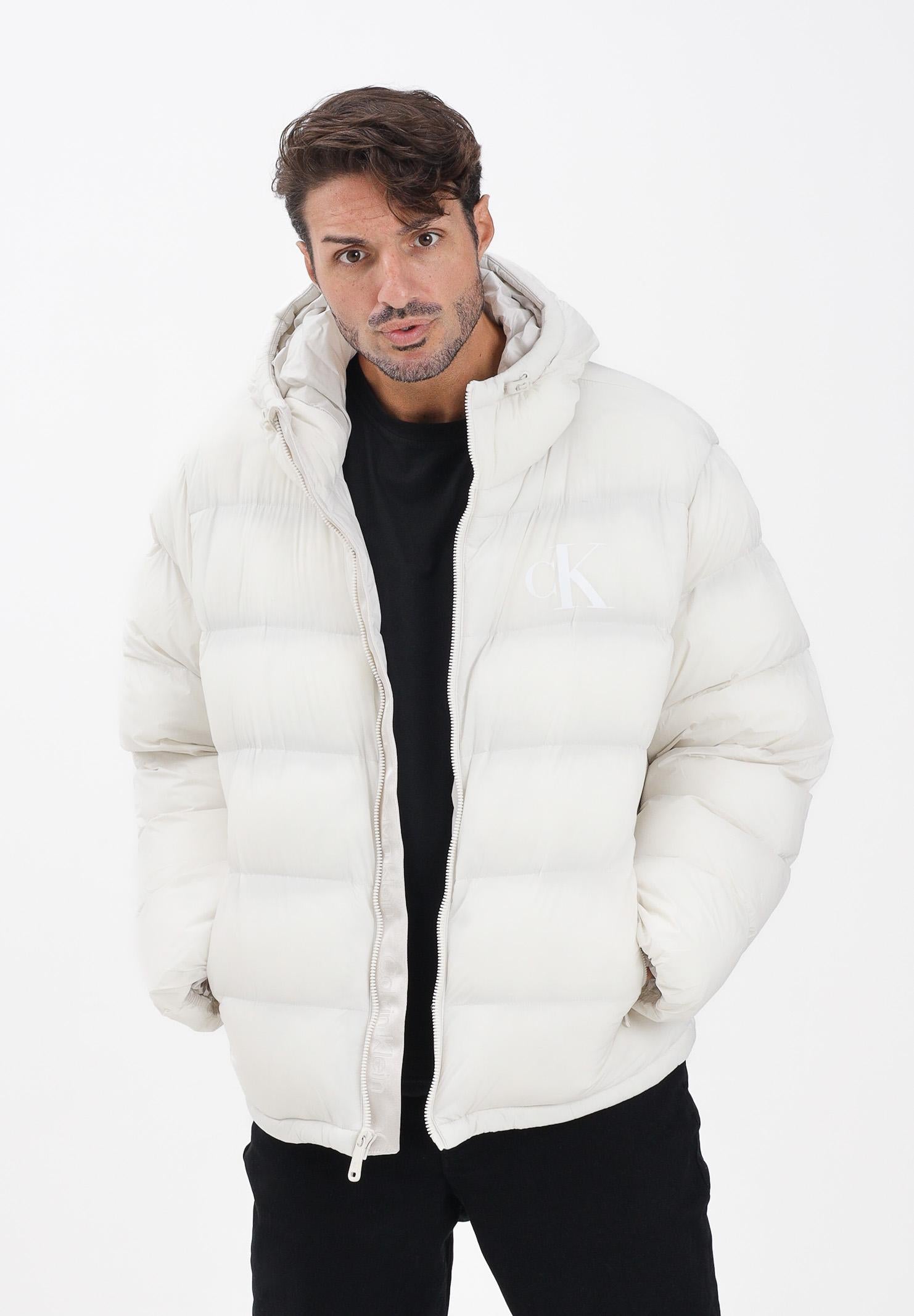 CALVIN KLEIN JEANS Piumino bianco da uomo con logo LV04RD528G67U  CALVIN KLEIN JEANS 