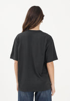 LEVI'S T-shirt a manica corta Graphic Tabor nera da donna 001MX-0022 . LEVI'S® 