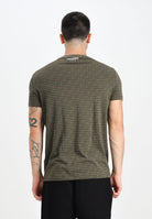 DSQUARED2 T-shirt a manica corta verde militare da uomo caratterizzata da una stampa all-over D9H136050T 302 DSQUARED2 