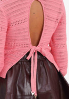 AKEP Maglia girocollo rosa blush da donna con lavorazione a righe traforate MGKD11064 V1 AKEP 