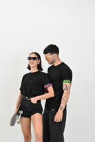 DSQUARED2 T-shirt a manica corta nera per uomo e donna con manica logata D9M3S5770 006 DSQUARED2 