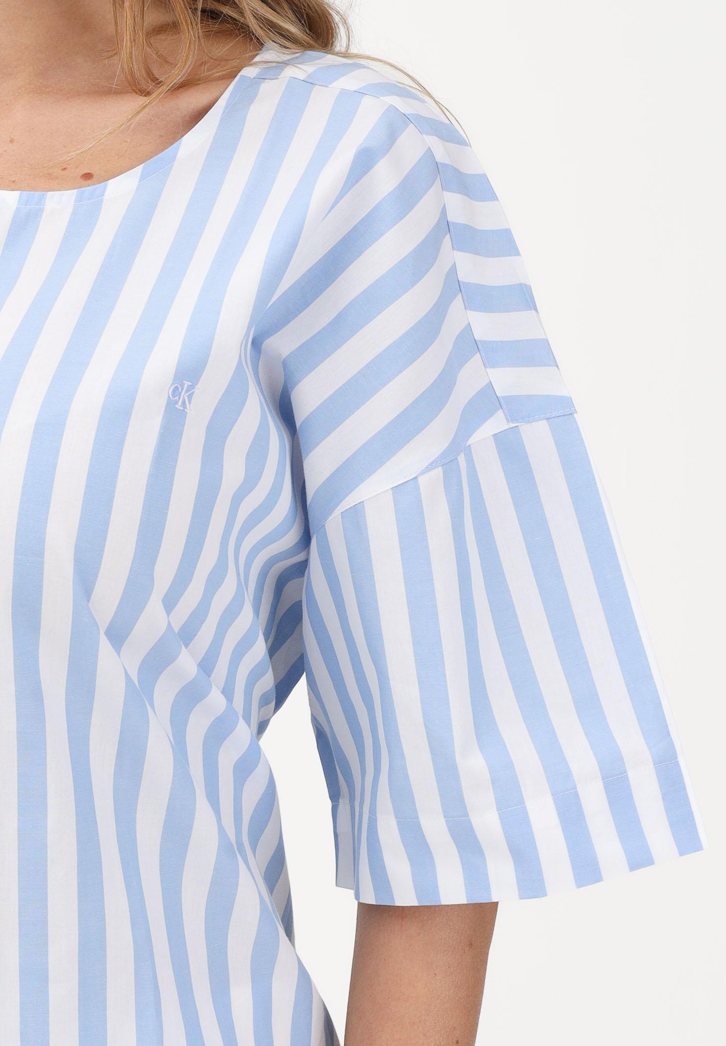 CALVIN KLEIN JEANS Blusa bianca e azzurra da donna con motivo a righe LV047F113G C32 CALVIN KLEIN JEANS 