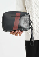 ARMANI EXCHANGE Pochette nera da uomo con motivo geometrico e logo XM001271AF11935 MC257 ARMANI EXCHANGE 